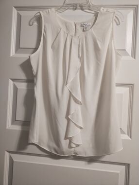 Kim Rogers White Sleeveless Ruffle Front Blouse